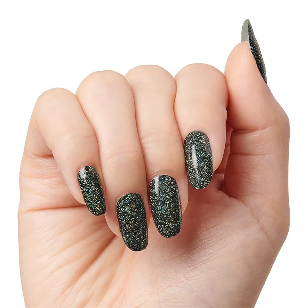 Color Street | Gaelic Greenery nail polish strips